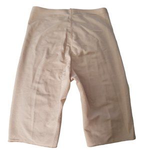 CT610a  Skims NWT Women's Sheer Sculpt Short in Clay S